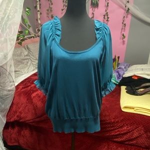 NWT Elle woman’s Ruffle sheer sleeve top